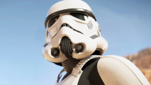 Star Wars Outlaws Slicing: a Stormtrooper looking out into the distance